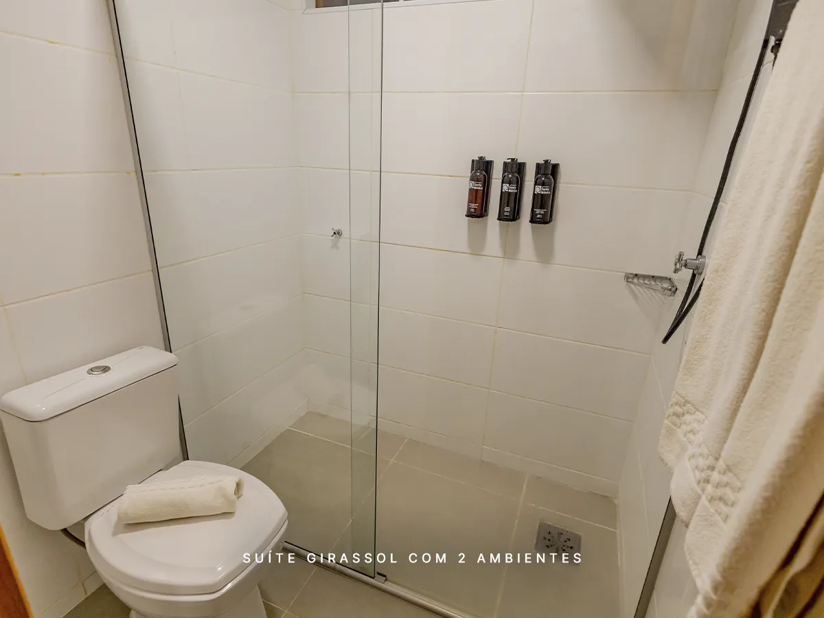 Suite Girassol com 2 Ambientes - Hotel Fazenda Santa Monica